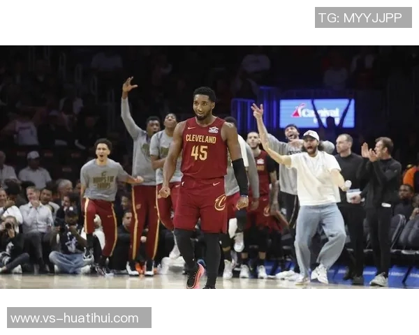 热火上半场狂砍86分创队史新高打破82分纪录 热火上半场狂砍86分创队史新高打破82分纪录