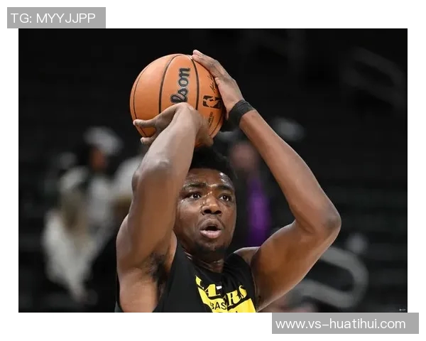 托马斯布莱恩特高效表现8投6中三分球全中贡献15分7篮板2盖帽